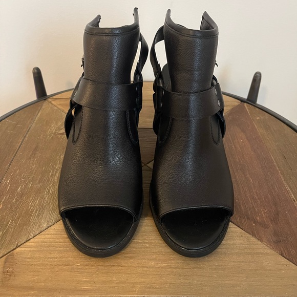 Moto Heeled Booties - Picture 3 of 7